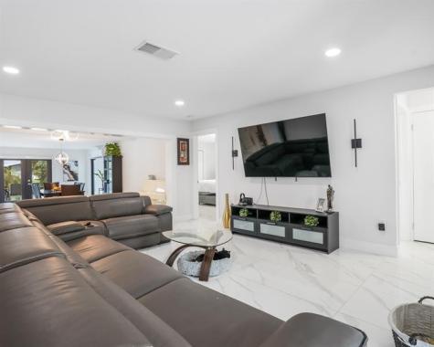 2051 NW 93rd Lane Sunrise FL 33322