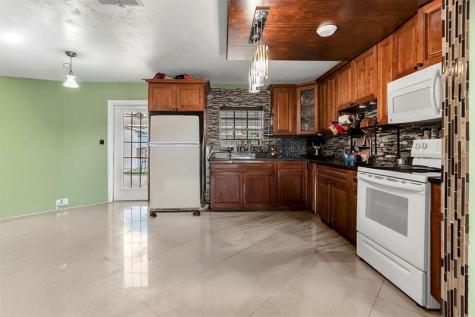 531 NE 61st Street Oakland Park FL 33334