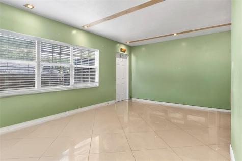531 NE 61st Street Oakland Park FL 33334