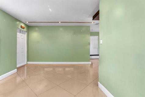 531 NE 61st Street Oakland Park FL 33334
