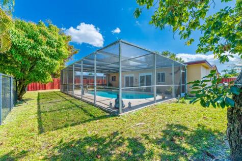 6853 NW 2nd Street Margate FL 33063