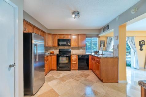 6853 NW 2nd Street Margate FL 33063