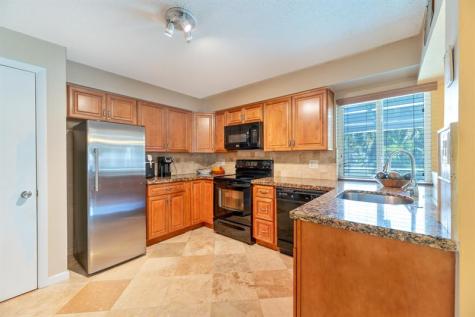 6853 NW 2nd Street Margate FL 33063