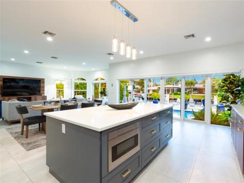 2615 E Las Olas Boulevard Fort Lauderdale FL 33301