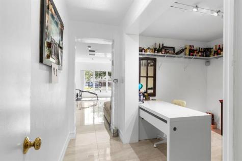 19885 NE 22nd Avenue Miami FL 33180