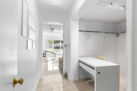 19885 NE 22nd Avenue Miami FL 33180