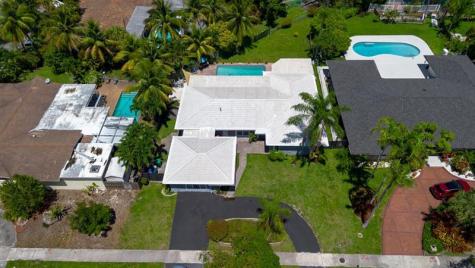 19885 NE 22nd Avenue Miami FL 33180