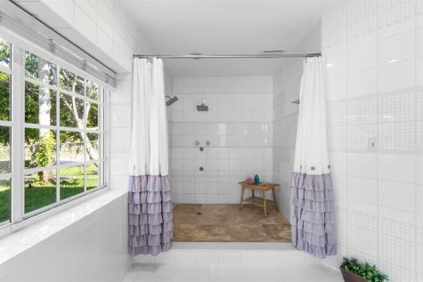 19885 NE 22nd Avenue Miami FL 33180