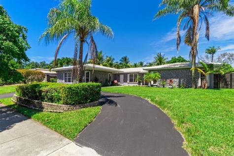 19885 NE 22nd Avenue Miami FL 33180
