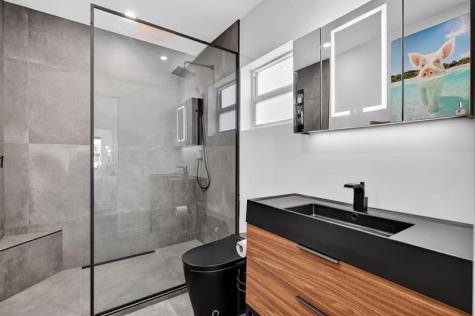 2720 NE 59th Street Fort Lauderdale FL 33308