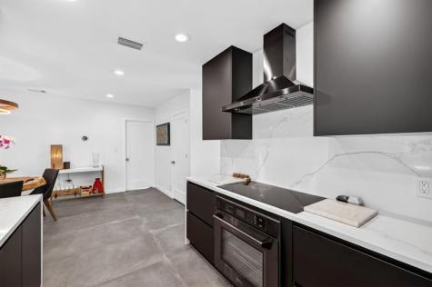 2720 NE 59th Street Fort Lauderdale FL 33308