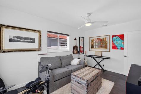2720 NE 59th Street Fort Lauderdale FL 33308