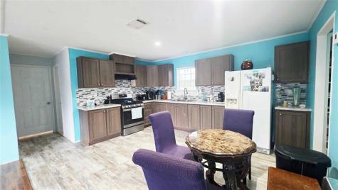 612 Hunting Club Avenue Clewiston FL 33440