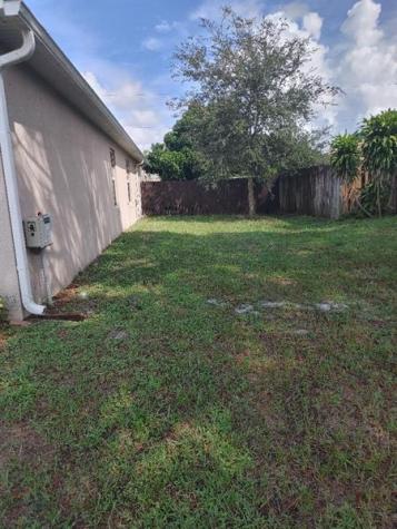 313 NE Glentry Avenue Port St Lucie FL 34983
