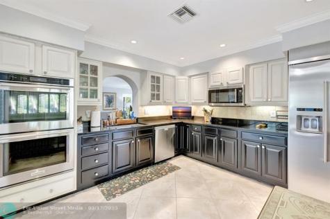 2601 NE 27th Terrace Fort Lauderdale FL 33306