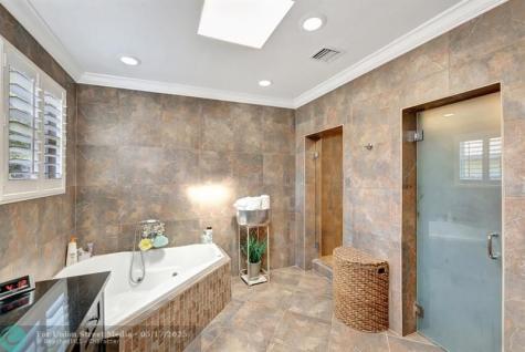 2601 NE 27th Terrace Fort Lauderdale FL 33306