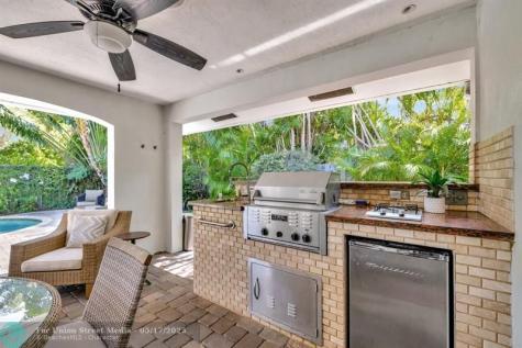 2601 NE 27th Terrace Fort Lauderdale FL 33306