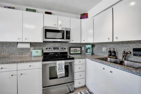 90 NE 26th Street Wilton Manors FL 33305