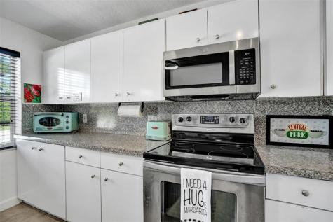 90 NE 26th Street Wilton Manors FL 33305