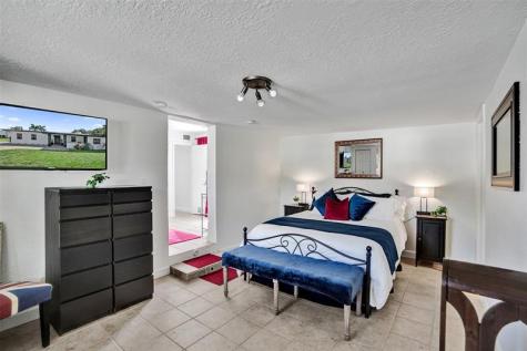 90 NE 26th Street Wilton Manors FL 33305