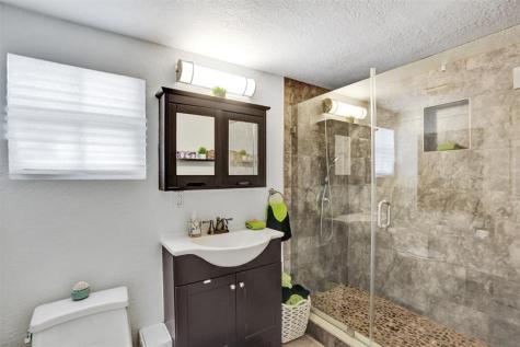 90 NE 26th Street Wilton Manors FL 33305