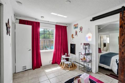 90 NE 26th Street Wilton Manors FL 33305