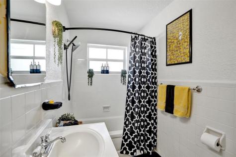 90 NE 26th Street Wilton Manors FL 33305
