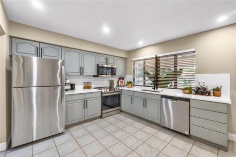8871 NW 3rd Street Pembroke Pines FL 33024