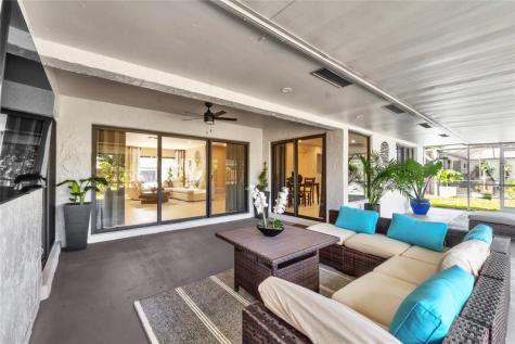 8871 NW 3rd Street Pembroke Pines FL 33024