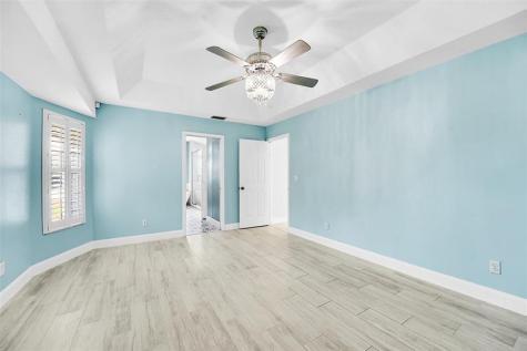 6107 NW Gause Avenue Port St Lucie FL 34986
