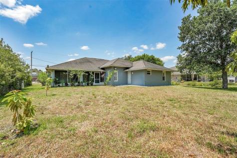 6107 NW Gause Avenue Port St Lucie FL 34986