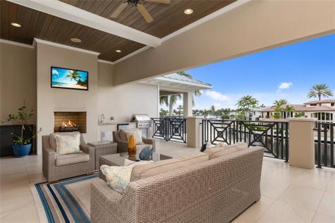 3211 NE 27th Avenue Lighthouse Point FL 33064