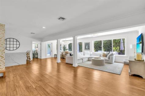 2800 NE 21st Avenue Lighthouse Point FL 33064