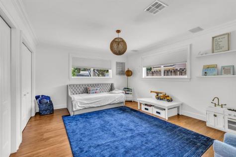 2800 NE 21st Avenue Lighthouse Point FL 33064