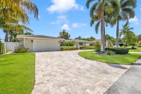 2800 NE 21st Avenue Lighthouse Point FL 33064