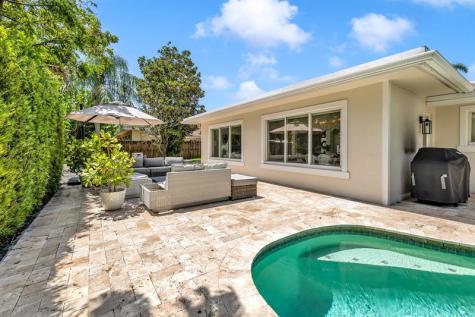 2800 NE 21st Avenue Lighthouse Point FL 33064