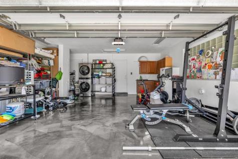 2800 NE 21st Avenue Lighthouse Point FL 33064