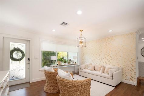 2800 NE 21st Avenue Lighthouse Point FL 33064