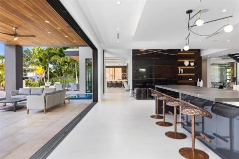 2733 NE 16th Street Fort Lauderdale FL 33304