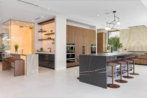 2733 NE 16th Street Fort Lauderdale FL 33304