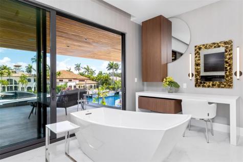 2733 NE 16th Street Fort Lauderdale FL 33304