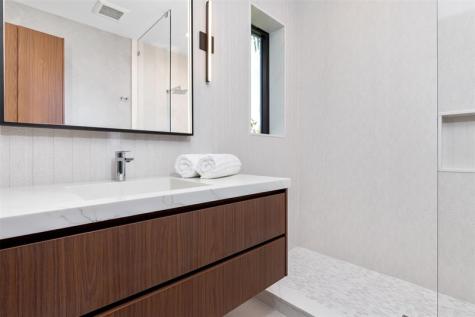 2733 NE 16th Street Fort Lauderdale FL 33304