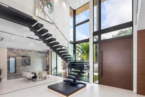 2733 NE 16th Street Fort Lauderdale FL 33304