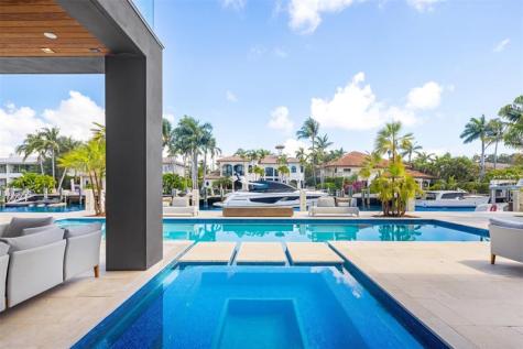 2733 NE 16th Street Fort Lauderdale FL 33304