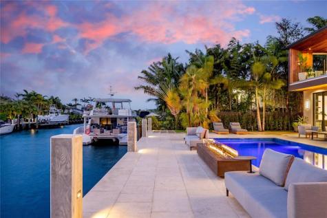 2733 NE 16th Street Fort Lauderdale FL 33304