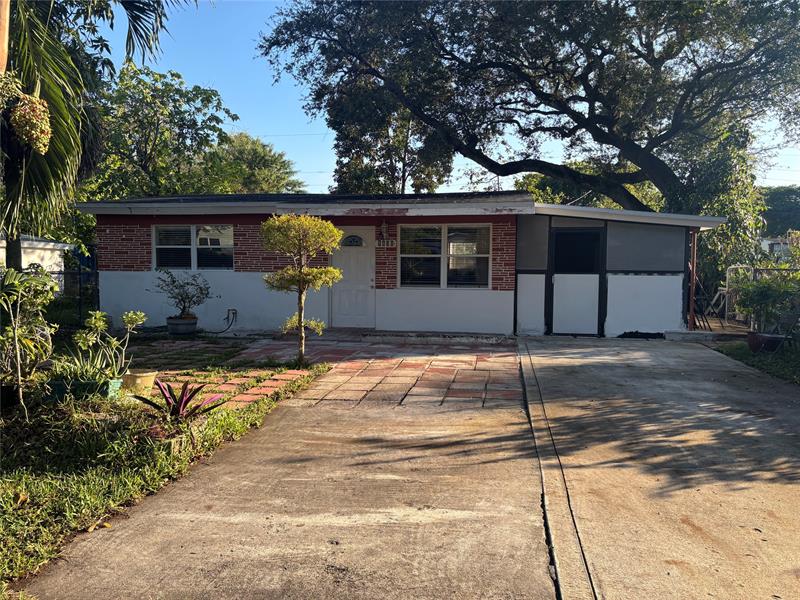 5630 Farragut Street Hollywood FL 33021