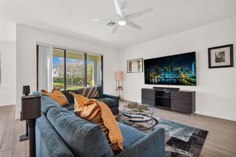 4471 Gramercy Drive Oakland Park FL 33309
