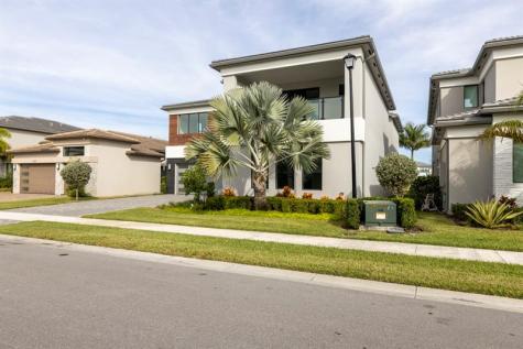 8571 Shoreacres Street Boca Raton FL 33434