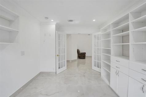 4966 SW 33rd Terrace Hollywood FL 33312