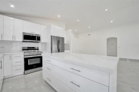 4966 SW 33rd Terrace Hollywood FL 33312